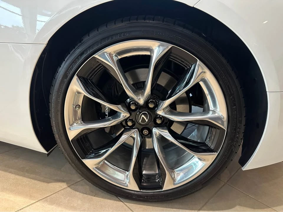 2023 Lexus LC - Image 9 of 17