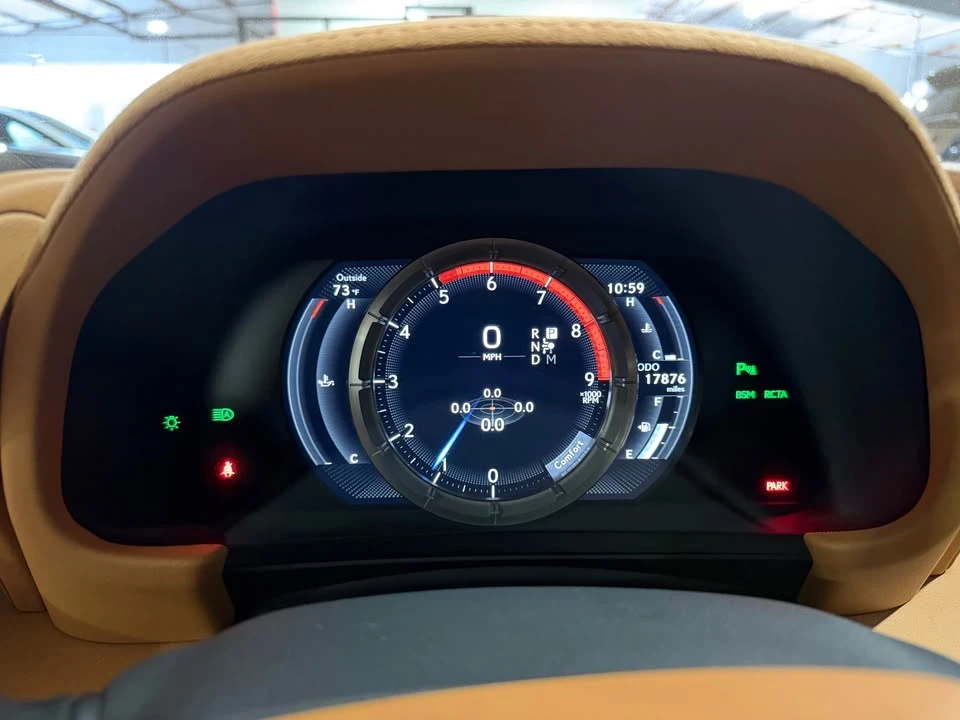 2023 Lexus LC - Image 9 of 19
