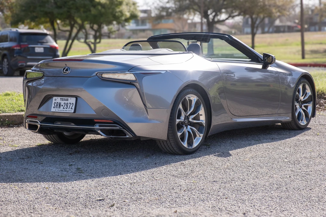 2023 Lexus LC - Image 9 of 31