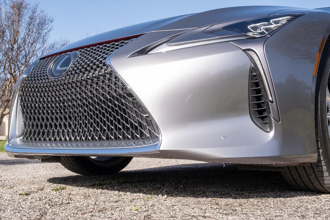 2023 Lexus LC - Image 26 of 31