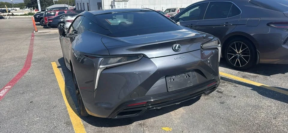 2023 Lexus LC - Image 7 of 7