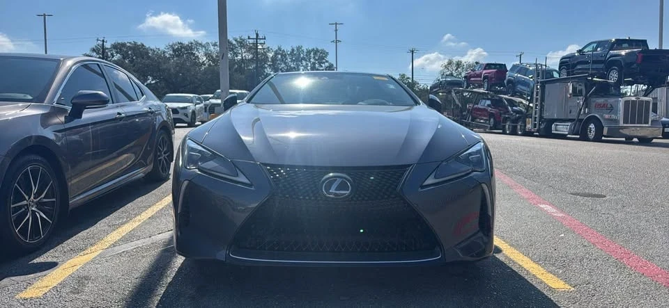 2023 Lexus LC - Image 2 of 7