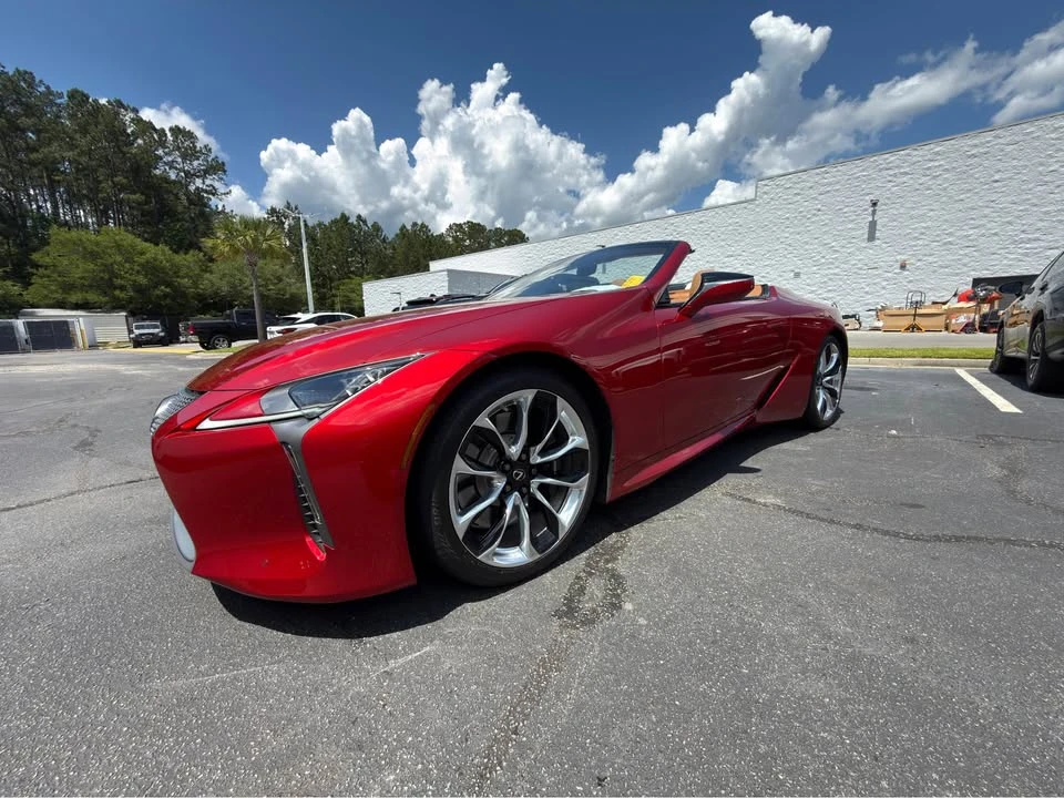 2023 Lexus LC - Image 4 of 11