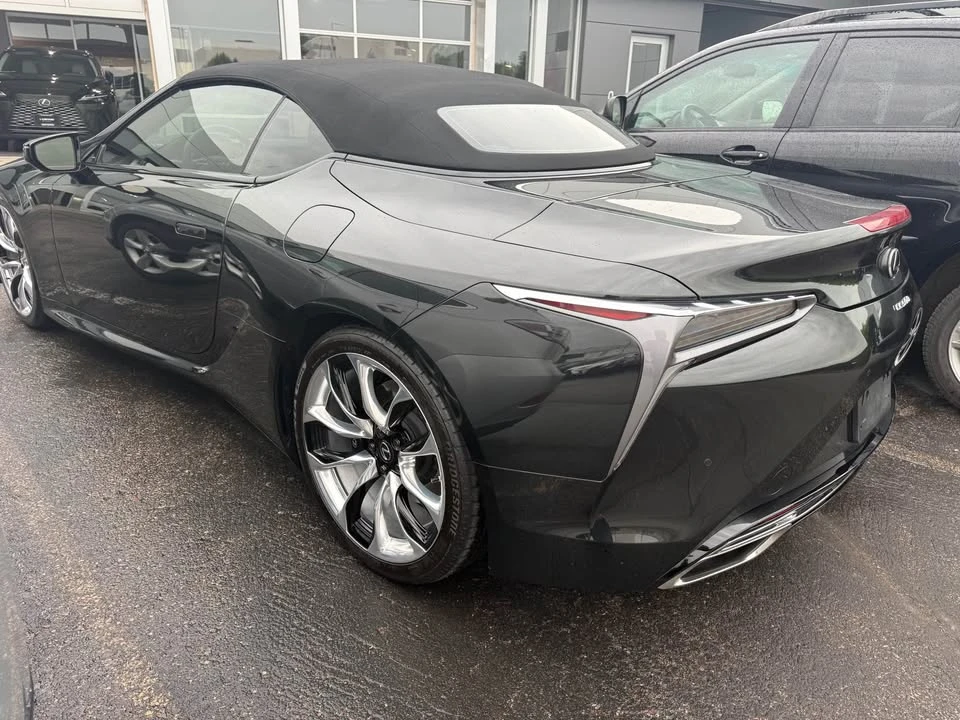 2023 Lexus LC - Image 5 of 10