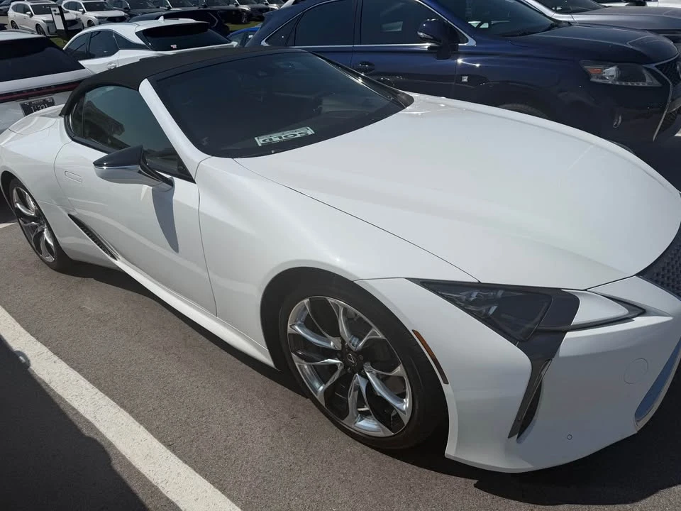 2023 Lexus LC - Image 3 of 5