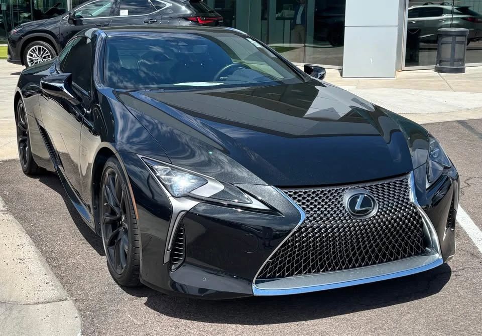 2023 Lexus LC - Image 5 of 11