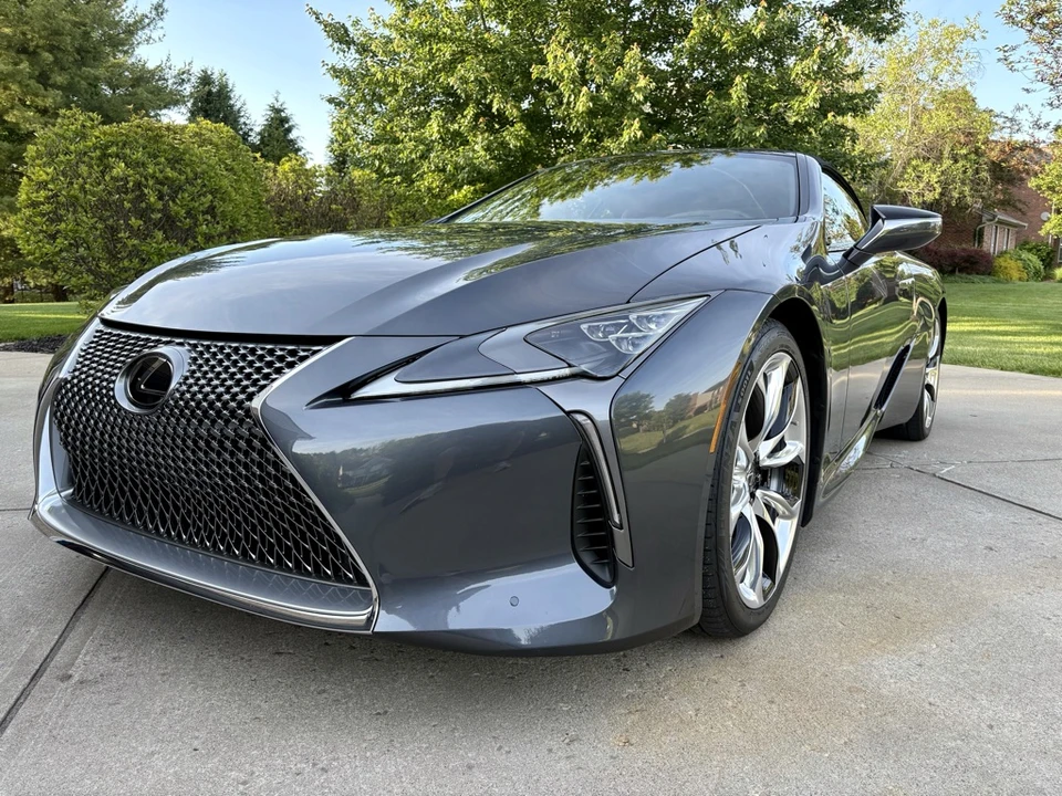 2023 Lexus LC - Image 6 of 31