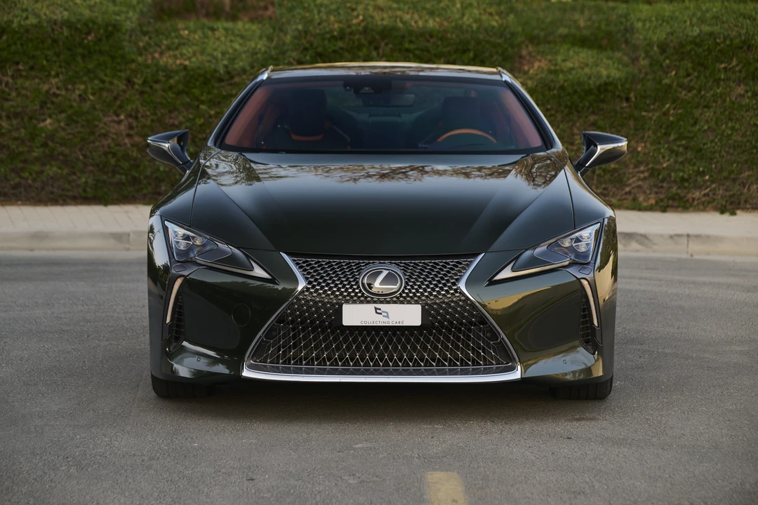 2023 Lexus LC - Image 10 of 31