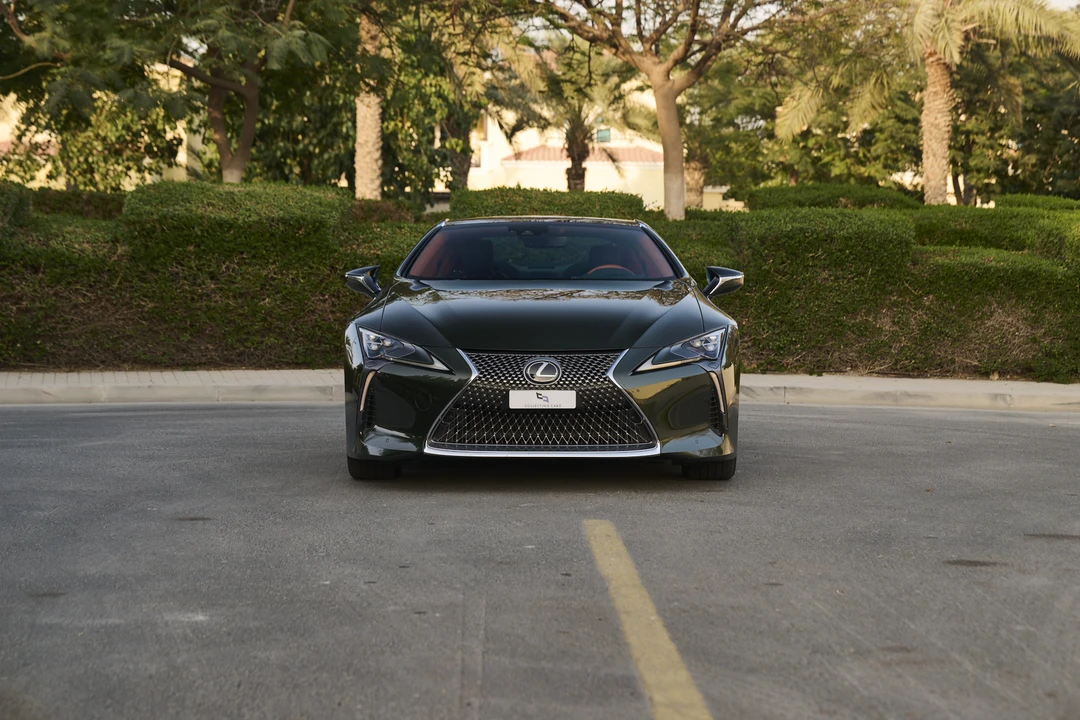 2023 Lexus LC - Image 14 of 31