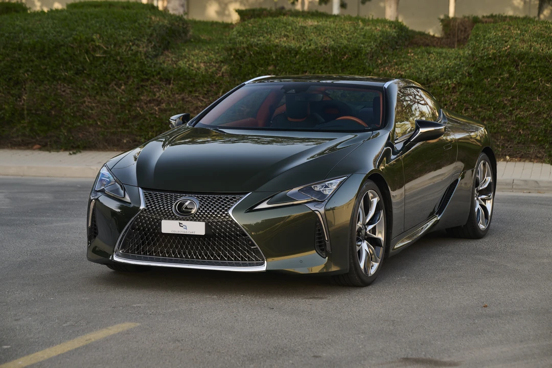 2023 Lexus LC - Image 11 of 31