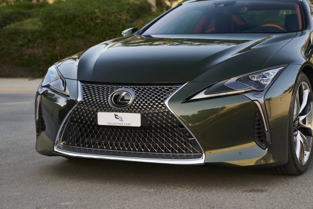 2023 Lexus LC - Image 26 of 31