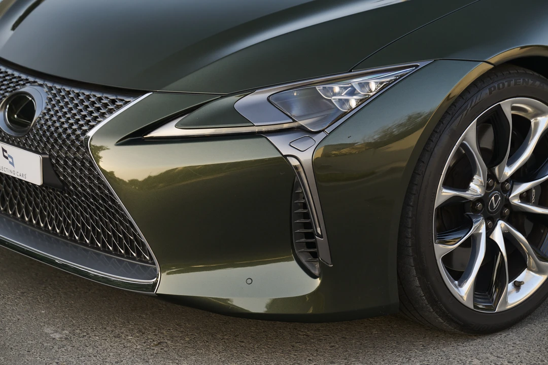 2023 Lexus LC - Image 27 of 31