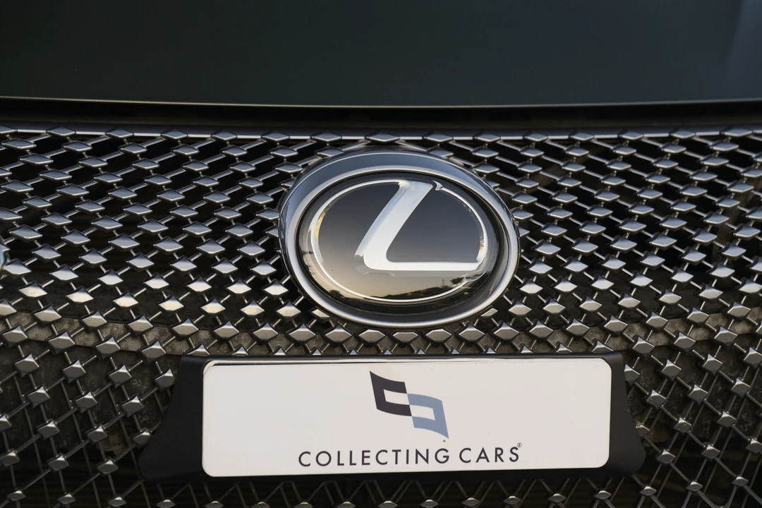 2023 Lexus LC - Image 31 of 31