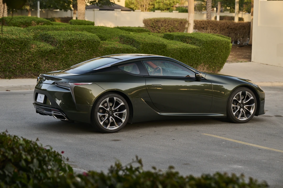 2023 Lexus LC - Image 21 of 31