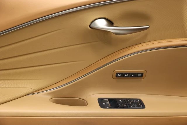 2023 Lexus LC - Image 12 of 21