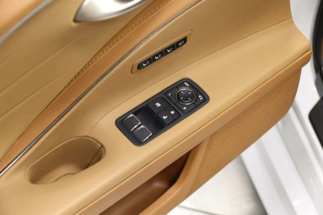 2023 Lexus LC - Image 13 of 21