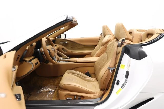 2023 Lexus LC - Image 14 of 21