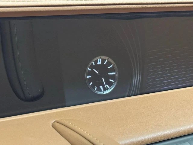 2023 Lexus LC - Image 28 of 31