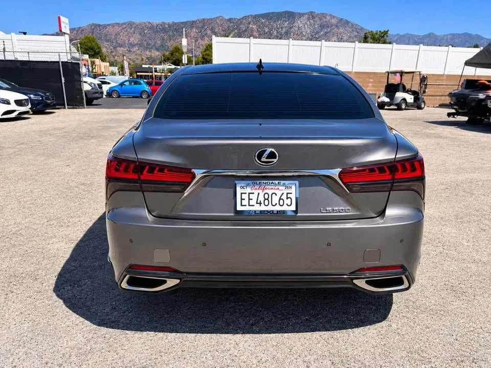 2023 Lexus LS 5th Gen - Image 5 of 20
