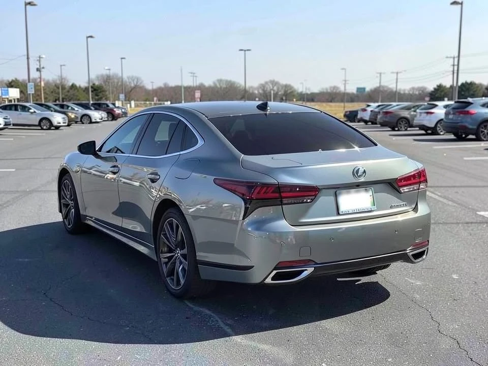 2023 Lexus LS 5th Gen - Image 5 of 20