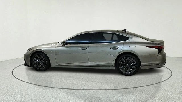 2023 Lexus LS 5th Gen - Image 4 of 20