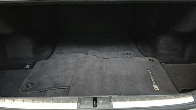 2023 Lexus LS 5th Gen - Image 20 of 20