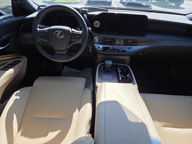 2023 Lexus LS 5th Gen - Image 9 of 10