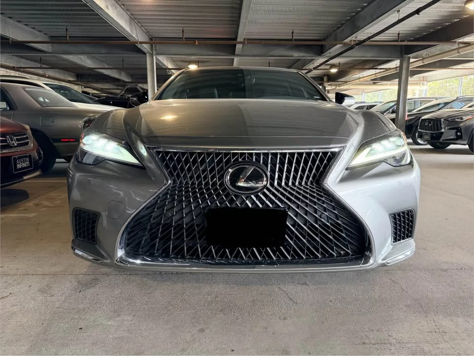 2023 Lexus LS 5th Gen - Image 3 of 15