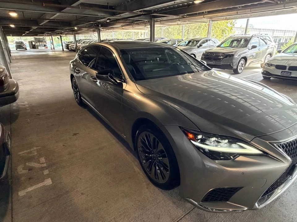 2023 Lexus LS 5th Gen - Image 6 of 15