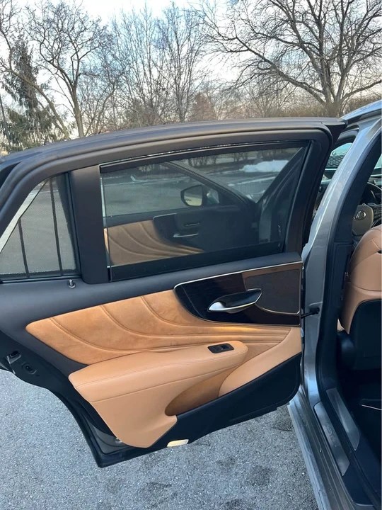 2023 Lexus LS 5th Gen - Image 15 of 20