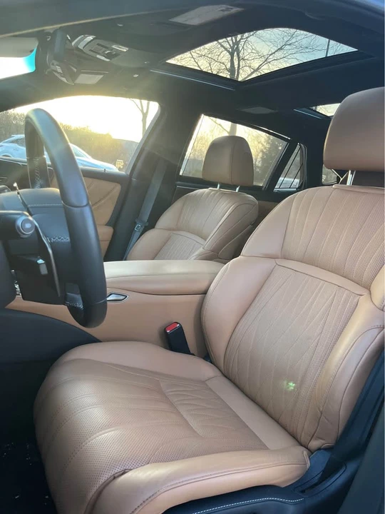 2023 Lexus LS 5th Gen - Image 13 of 20
