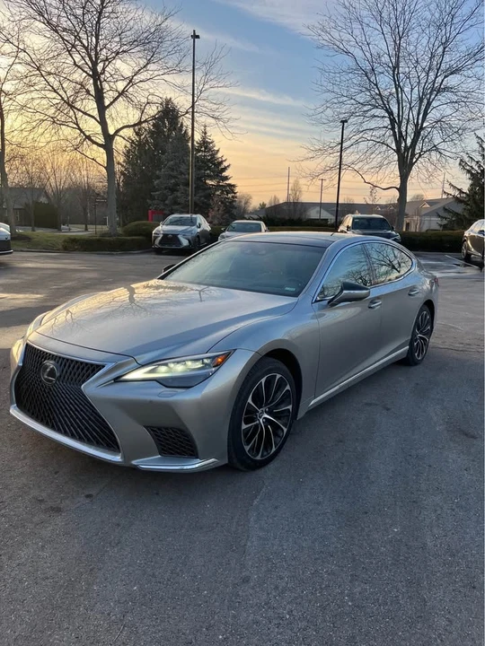 2023 Lexus LS 5th Gen - Image 4 of 20