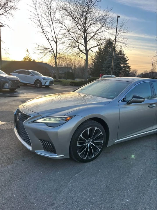 2023 Lexus LS 5th Gen - Image 5 of 20