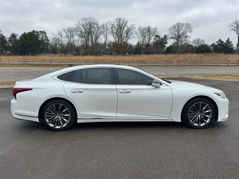 2023 Lexus LS 5th Gen - Image 7 of 12