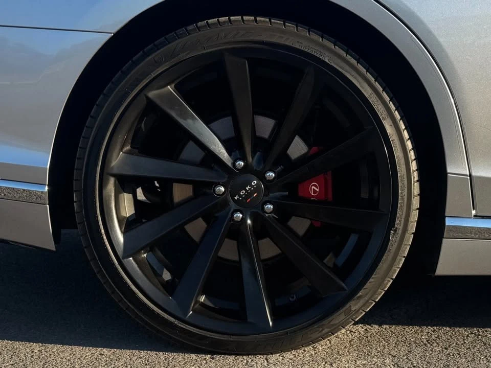 2023 Lexus LS 5th Gen - Image 7 of 18