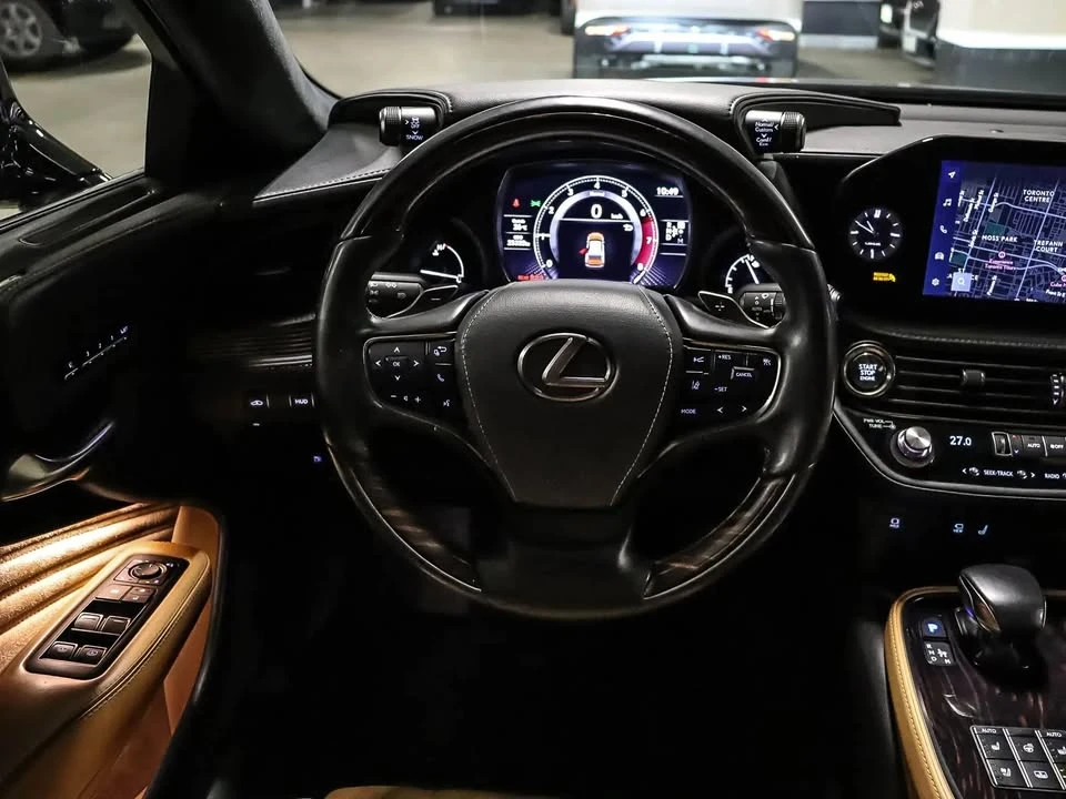 2023 Lexus LS 5th Gen - Image 9 of 20