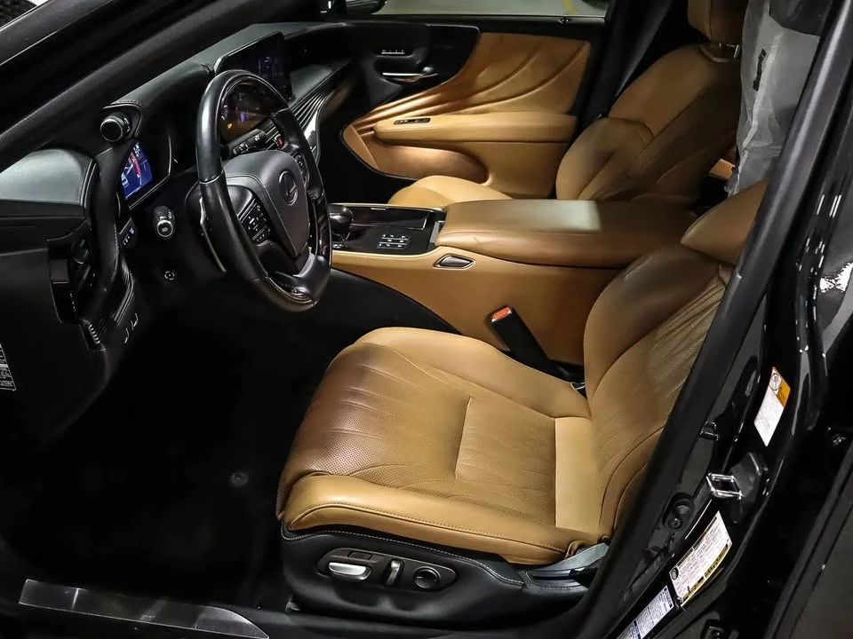 2023 Lexus LS 5th Gen - Image 8 of 20