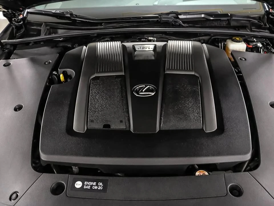 2023 Lexus LS 5th Gen - Image 19 of 20