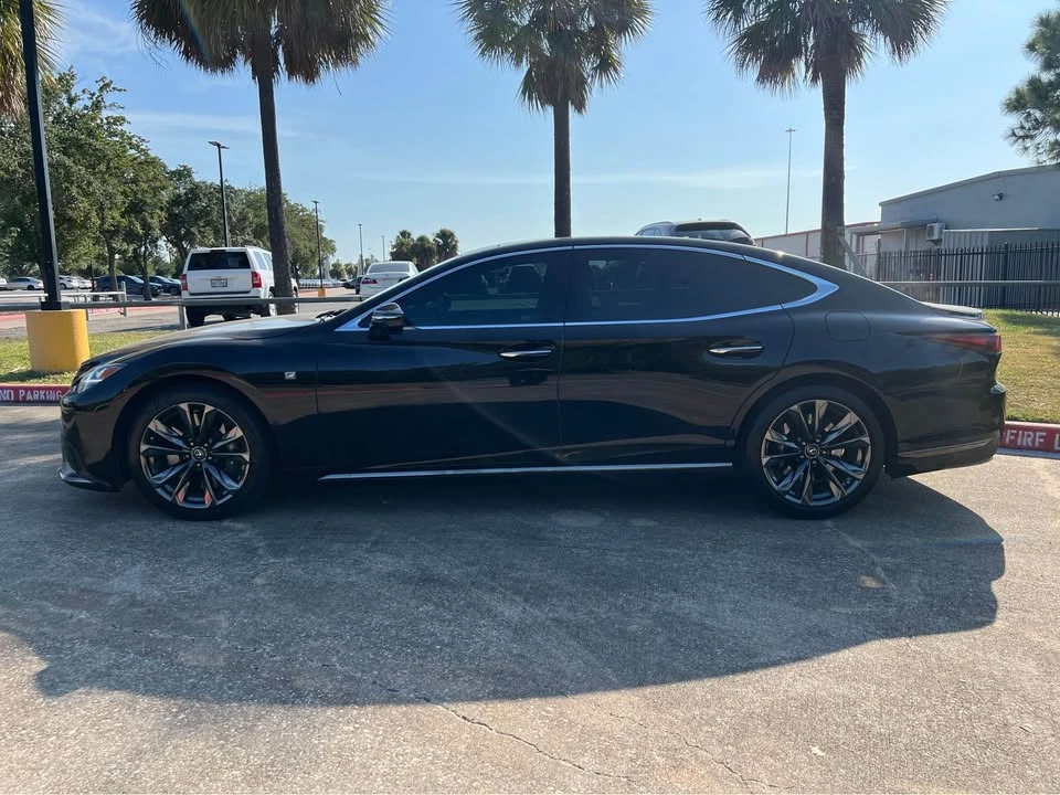 2023 Lexus LS 5th Gen - Image 3 of 20