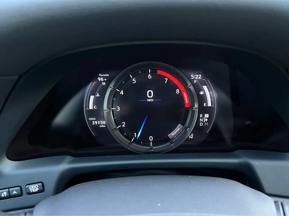 2023 Lexus LS 5th Gen - Image 18 of 20