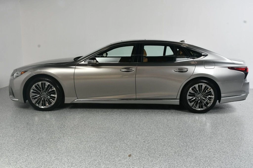 2023 Lexus LS 5th Gen - Image 4 of 12