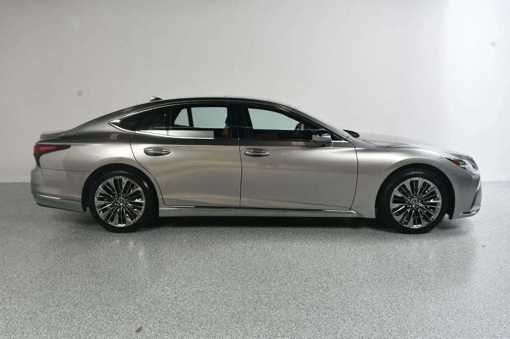 2023 Lexus LS 5th Gen - Image 3 of 12