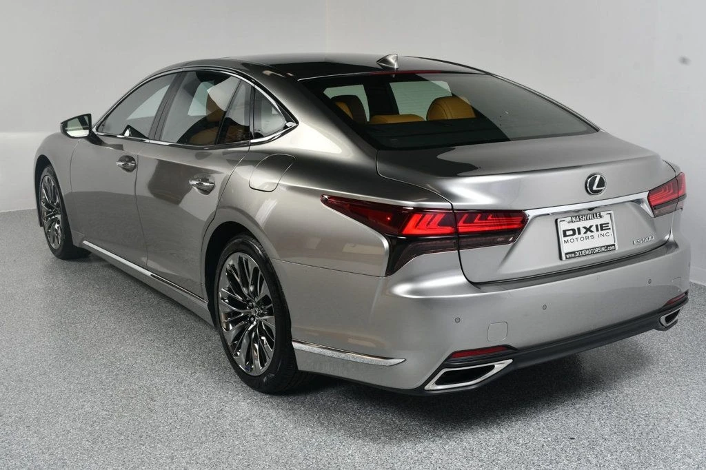 2023 Lexus LS 5th Gen - Image 8 of 12