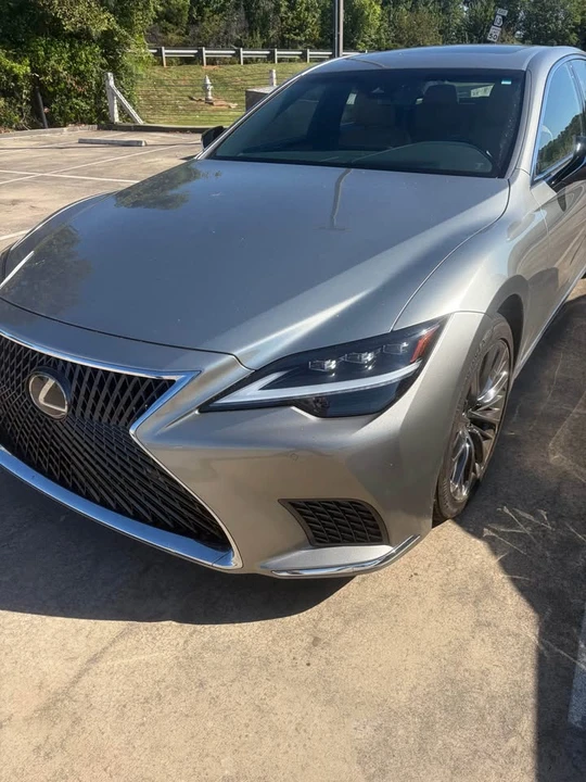 2023 Lexus LS 5th Gen - Image 2 of 11