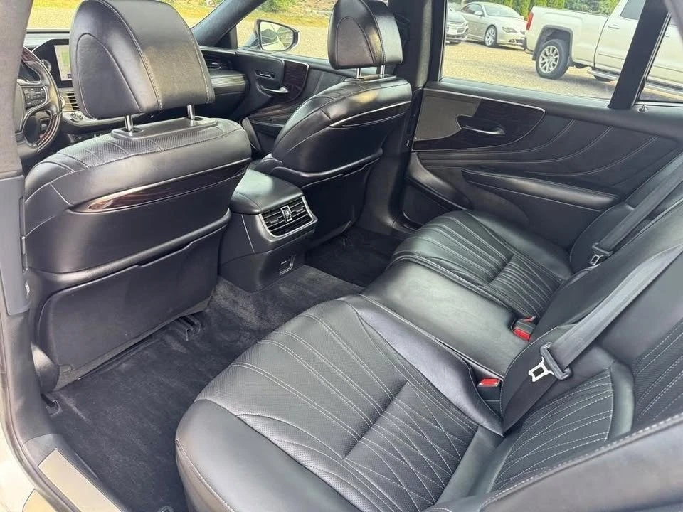 2023 Lexus LS 5th Gen - Image 20 of 20