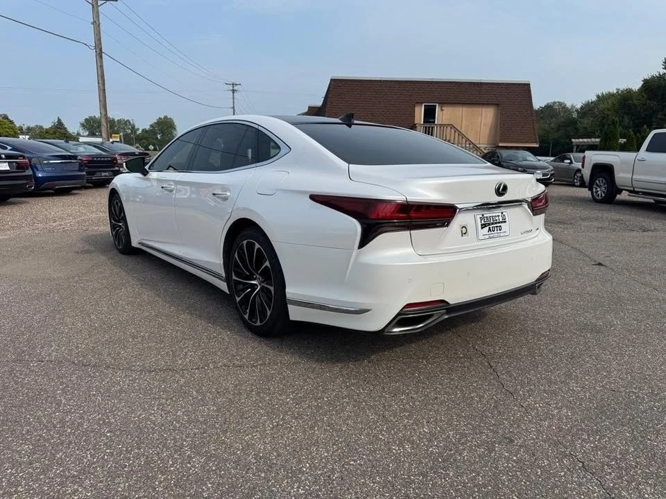 2023 Lexus LS 5th Gen - Image 7 of 20