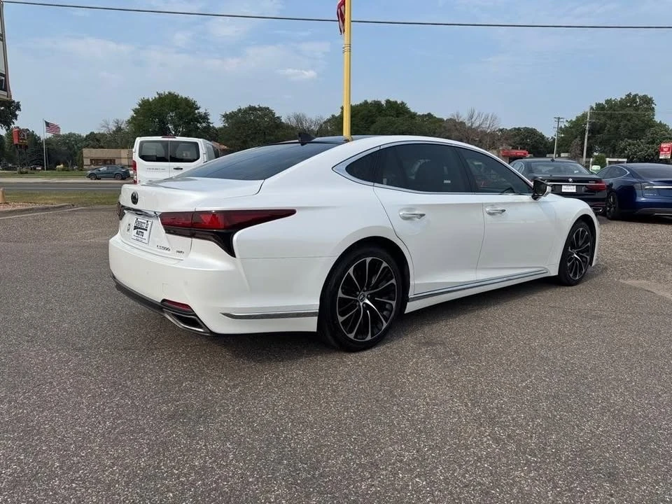 2023 Lexus LS 5th Gen - Image 4 of 20