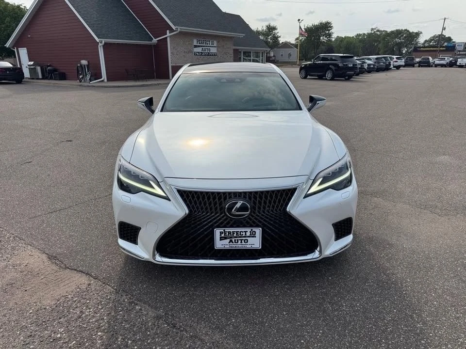 2023 Lexus LS 5th Gen - Image 12 of 20