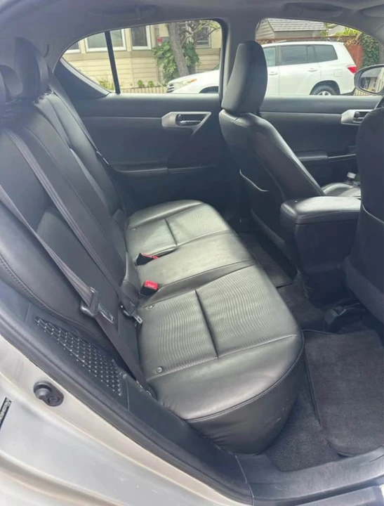 2023 Lexus LS 5th Gen - Image 7 of 7