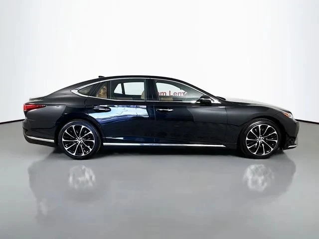 2023 Lexus LS 5th Gen - Image 7 of 20